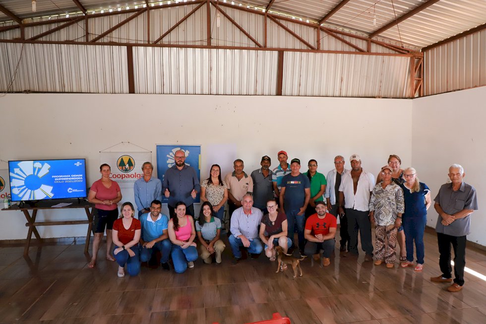 Sala do Empreendedor promove dia de campo no assentamento Santa Olga