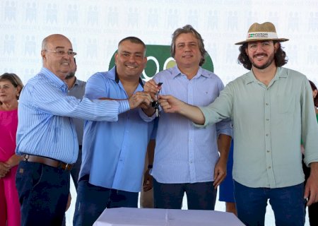 Nova Andradina é pioneira ao inaugurar usina de micropavimentação do Codevale