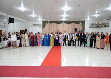 Noite de glamour e celebração consagra Miss e Mister Terceira Idade 2026 em Nova Andradina